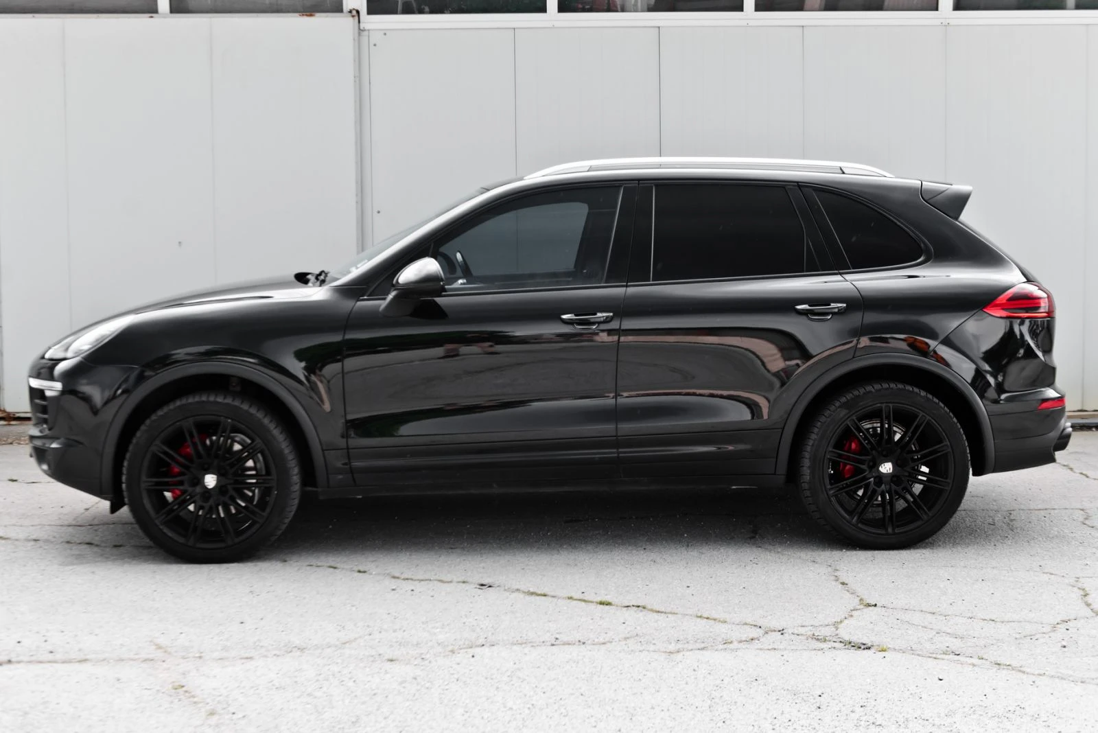Porsche Cayenne S* 4.2TDI* FACE* LED MATRIX* PANO* CAMERA* ПОДГРЕВ, снимка 8 - Автомобили и джипове - 54632145