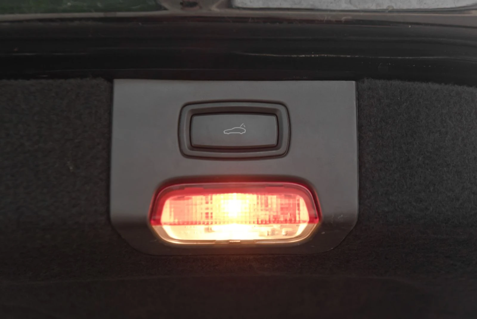 Porsche Cayenne S* 4.2TDI* FACE* LED MATRIX* PANO* CAMERA* ПОДГРЕВ, снимка 17 - Автомобили и джипове - 54632145