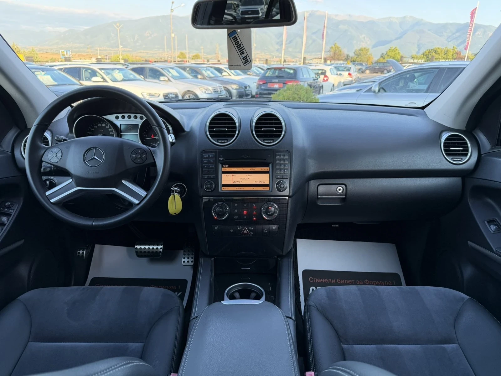 Mercedes-Benz ML 320 SPORT PAKET* FACELIFT* NAVI* TOP* , снимка 8 - Автомобили и джипове - 55450869