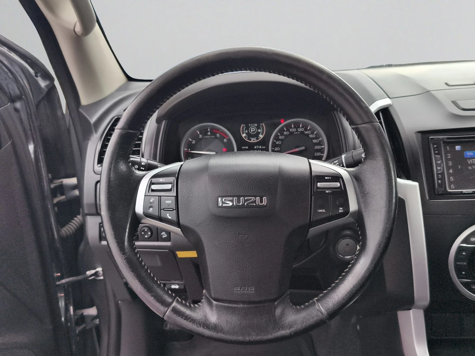 Isuzu D-max 4x4 D/C GRAVITY 6AT//1907I028 | Mobile.bg � ����������� 10