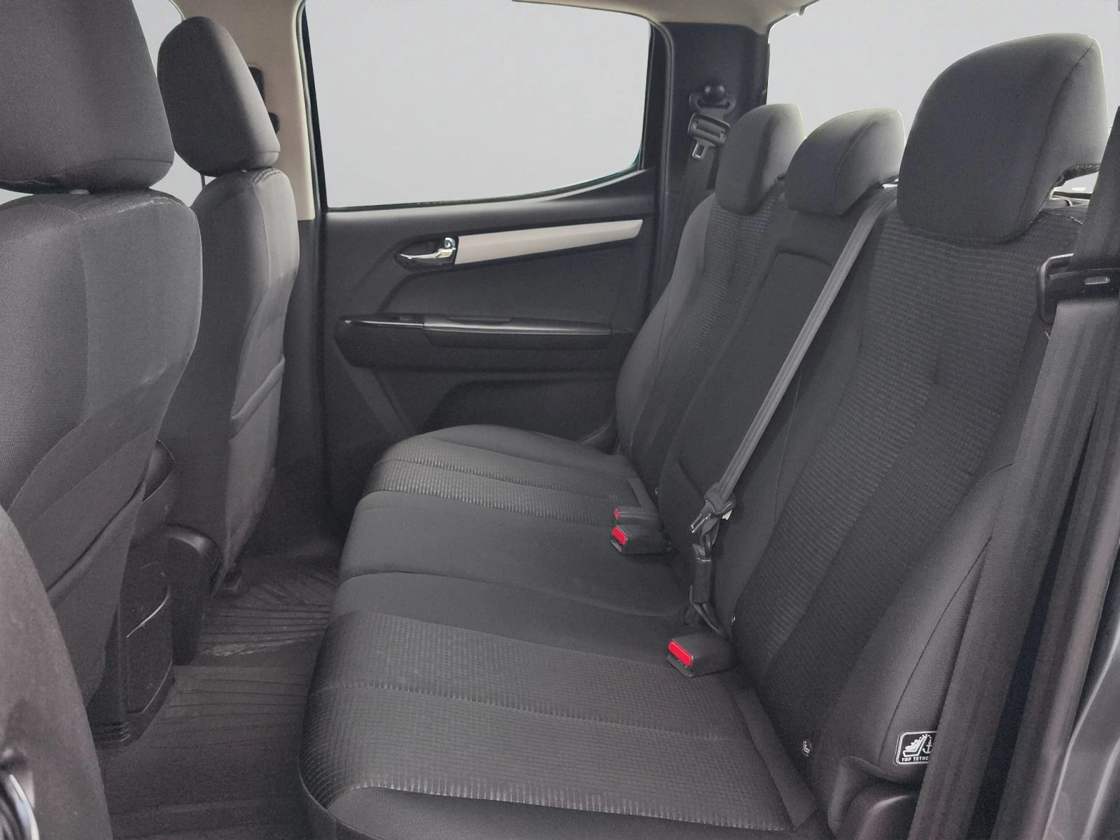 Isuzu D-max 4x4 D/C GRAVITY 6AT//1907I028 | Mobile.bg � ����������� 12