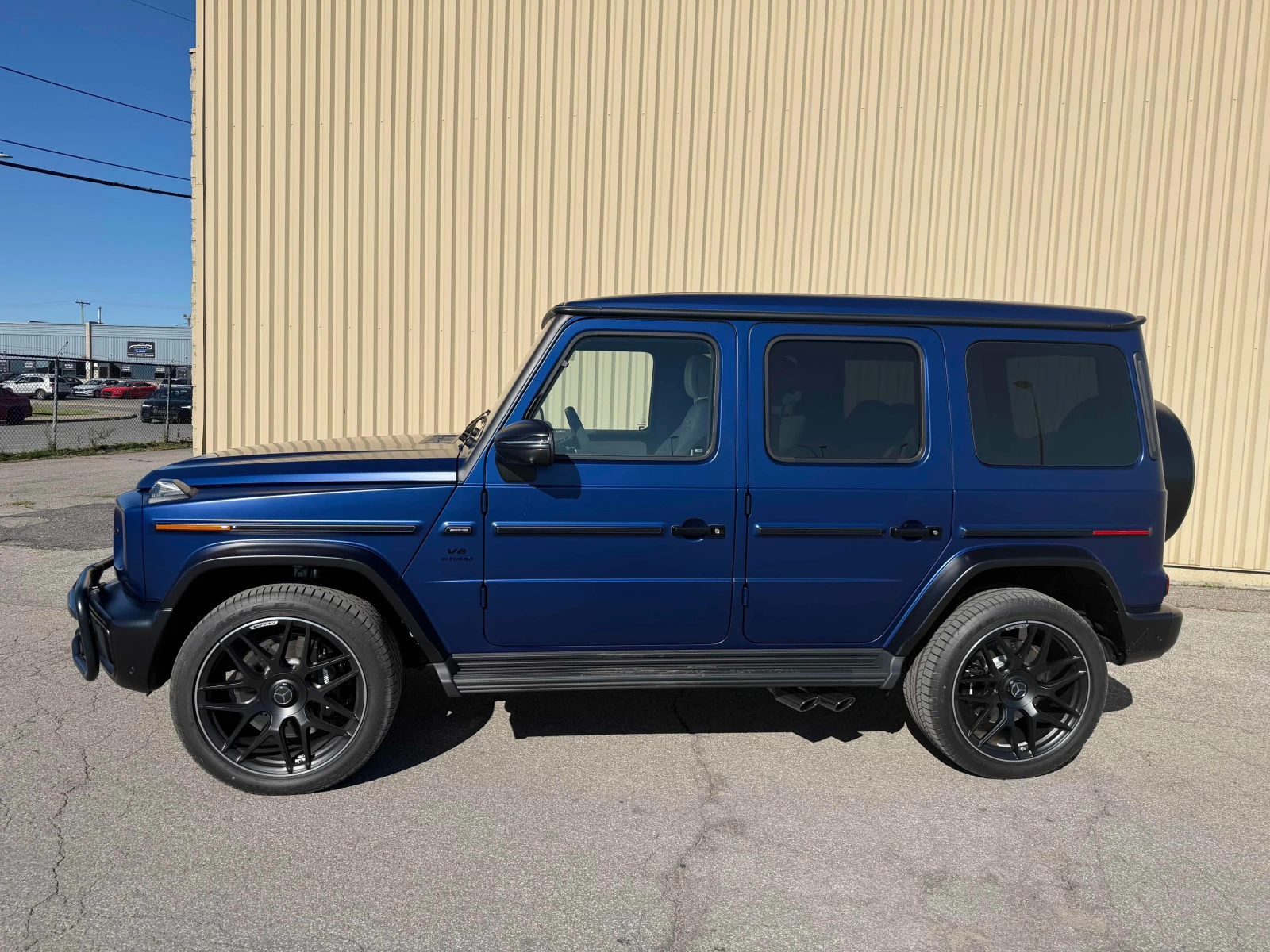 Mercedes-Benz G 63 AMG * CARFAX * BURMESTER * ОБДУХВАНЕ * , снимка 2 - Автомобили и джипове - 56159566