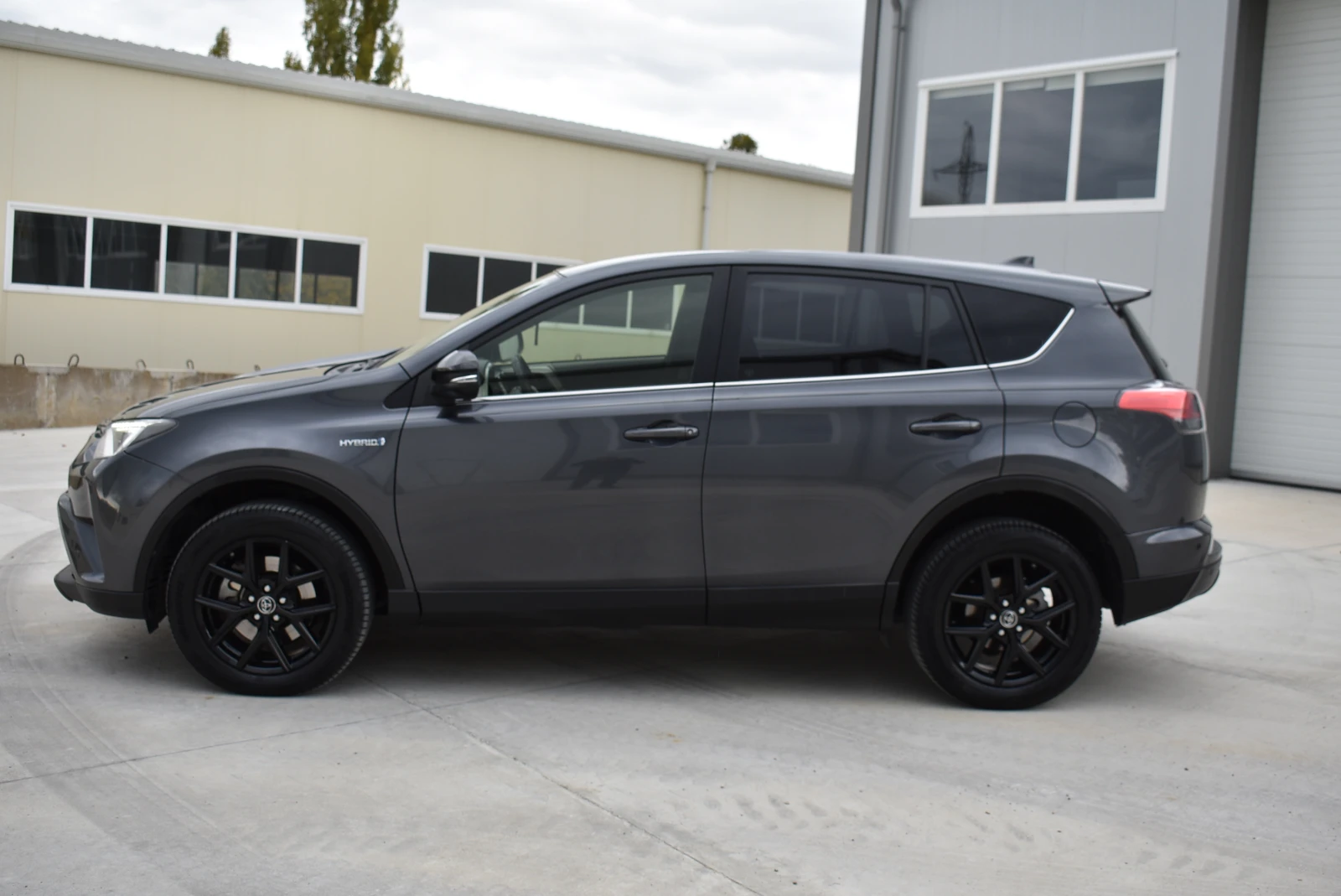 Toyota Rav4 2.5HYBRID= BLACK EDITION= KEYLESSGO= ����!!! | Mobile.bg � ����������� 2