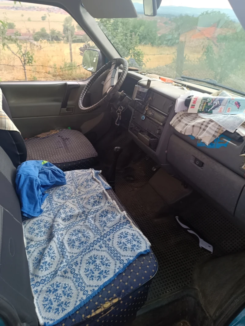 VW Transporter 2.4D, снимка 6 - Бусове и автобуси - 52684712