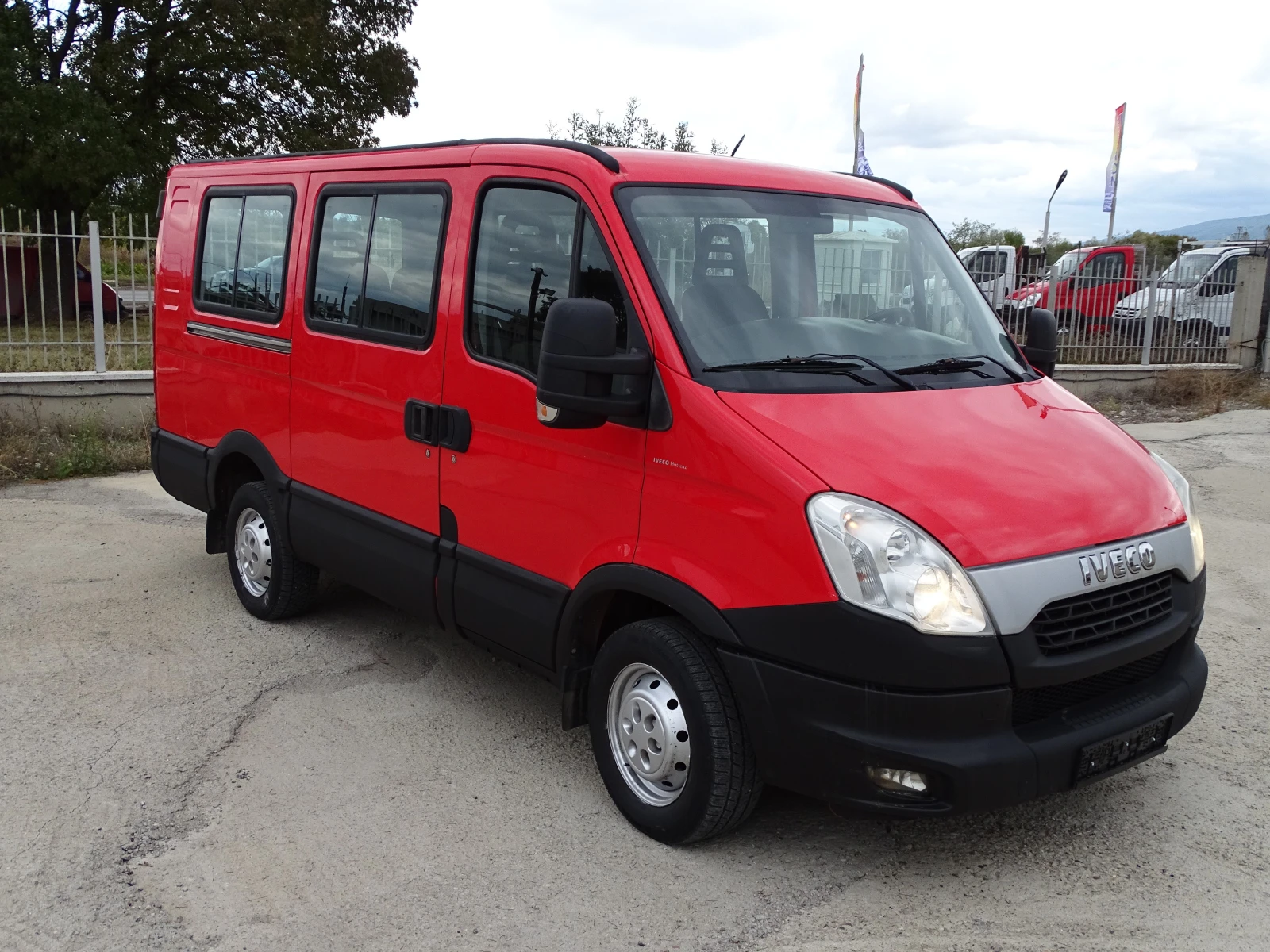 Iveco 35s15 9 МЕСТА С  КЛИМАТИК - изображение 3