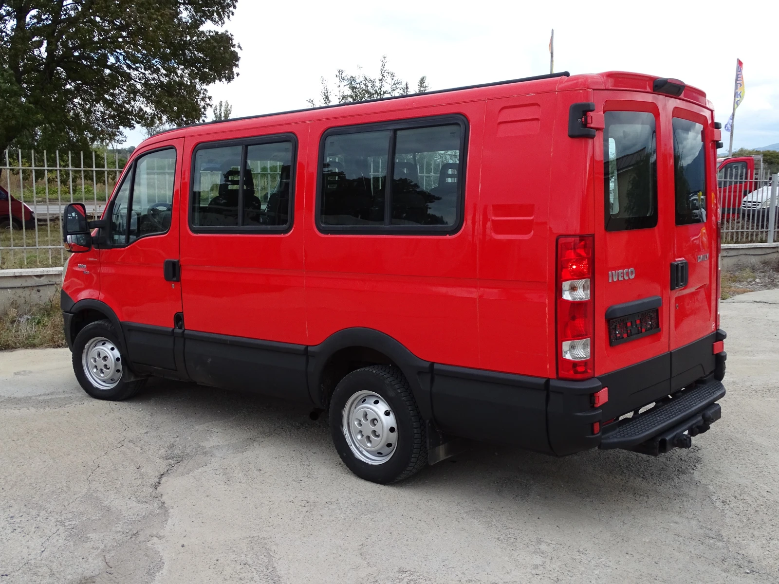 Iveco 35s15 9 МЕСТА С  КЛИМАТИК - изображение 4