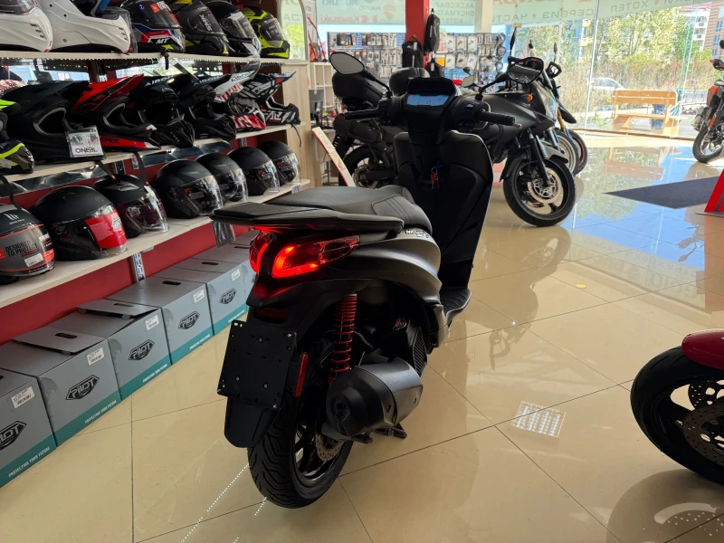 Piaggio Medley MEDLEY 155S, снимка 6 - Мотоциклети и мототехника - 51730299