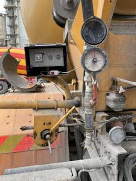 Бетон миксер Mercedes Actros 3236, снимка 12