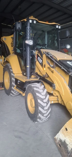      Caterpillar 432 F 2- 672 