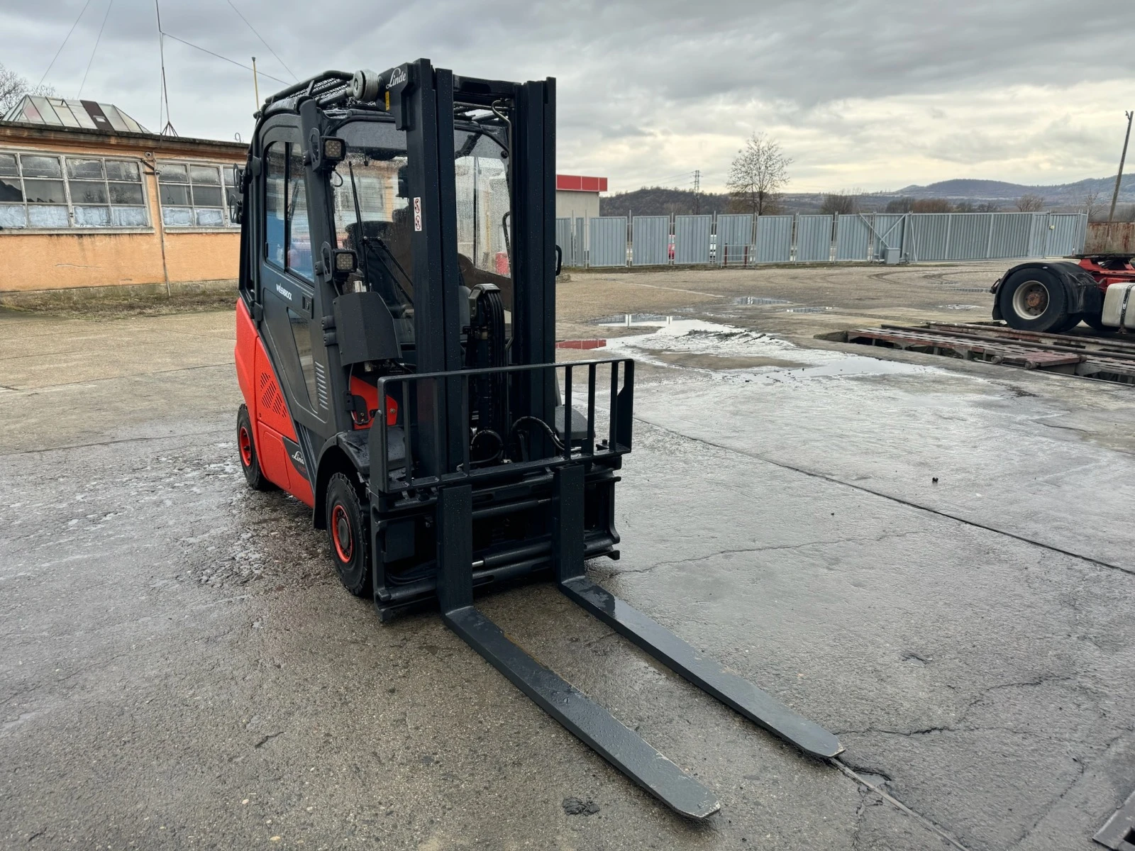 ������� Linde ��� | Mobile.bg � ����������� 7