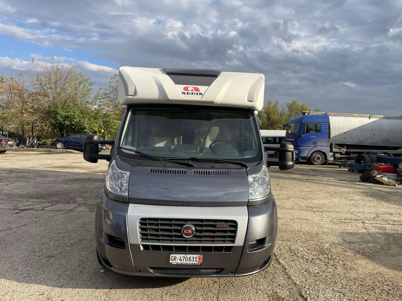 Кемпер Adria MATRIX M680SP, снимка 3 - Каравани и кемпери - 56650898