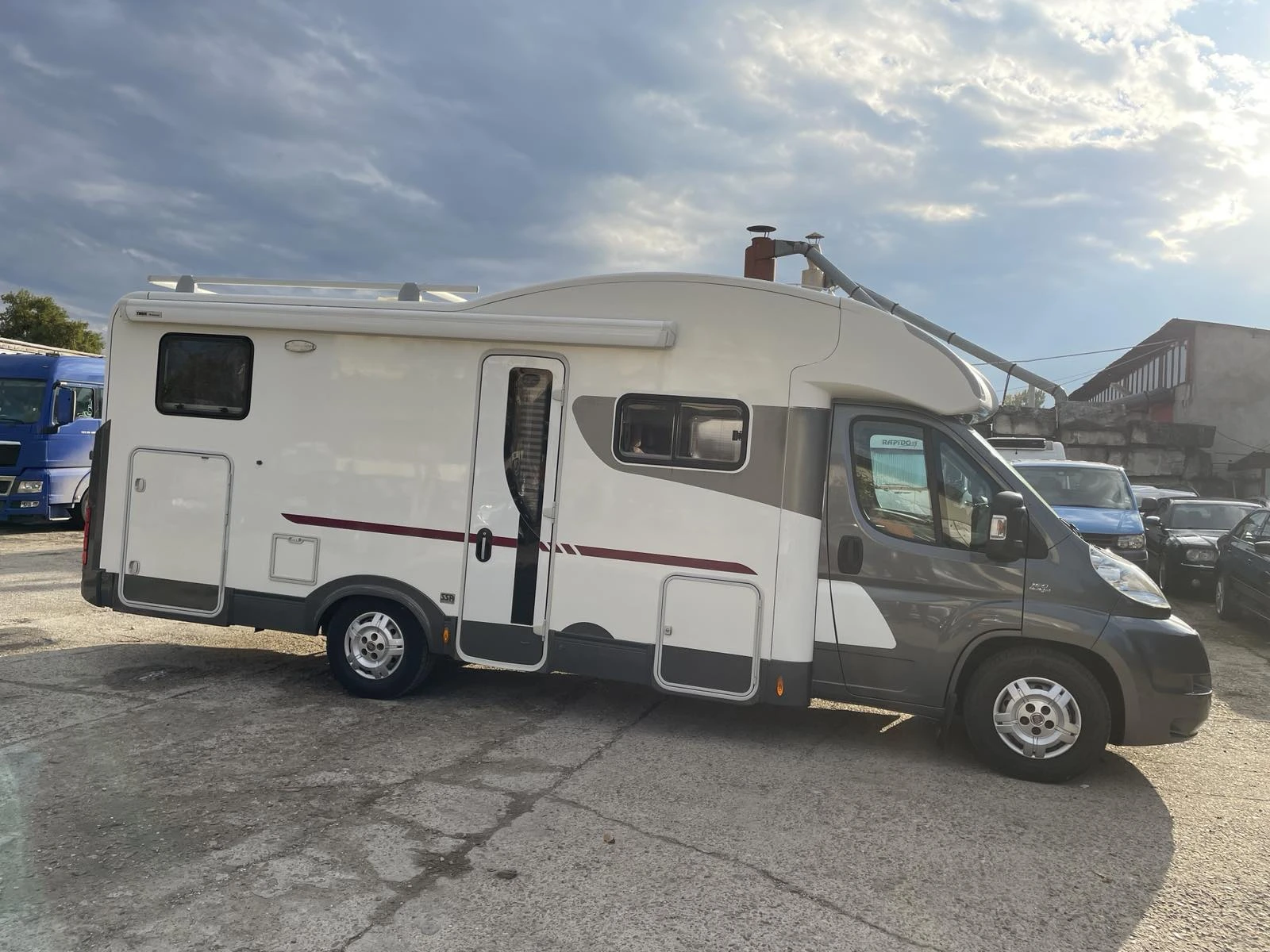 Кемпер Adria MATRIX M680SP, снимка 5 - Каравани и кемпери - 56650898