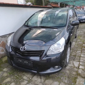 Toyota Verso, снимка 1