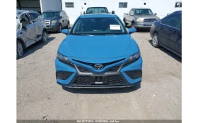 Toyota Camry SE * AWD * 2.5l * LED * Distronic, снимка 2