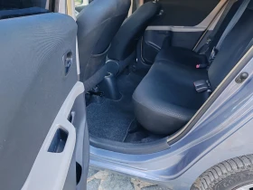 Обява за продажба на Toyota Yaris 1.3 6 Скорости  ~10 200 лв. - изображение 9