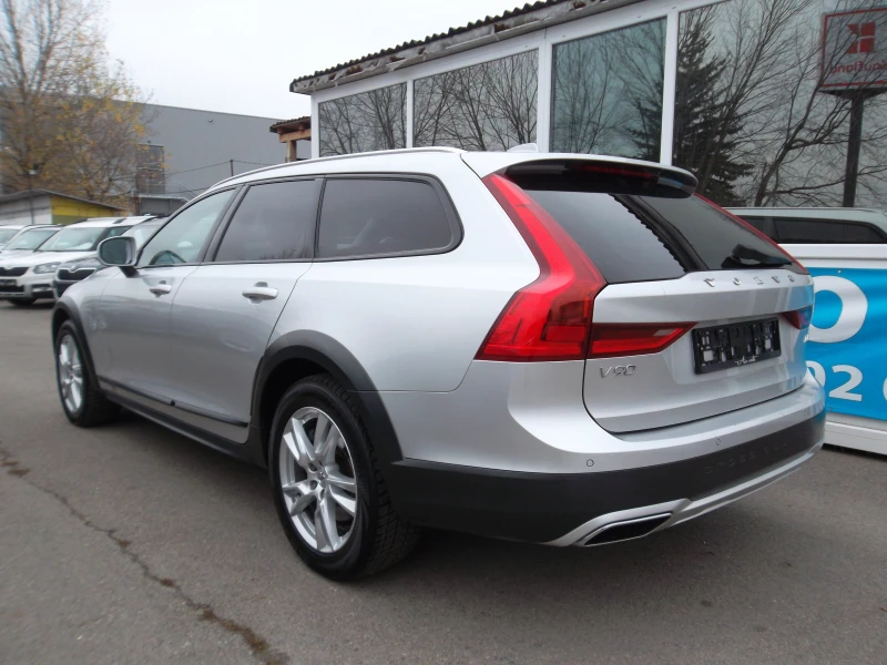 Volvo V90 Cross Country 2.0D4-190k.c. AWD, снимка 2 - Автомобили и джипове - 48402906