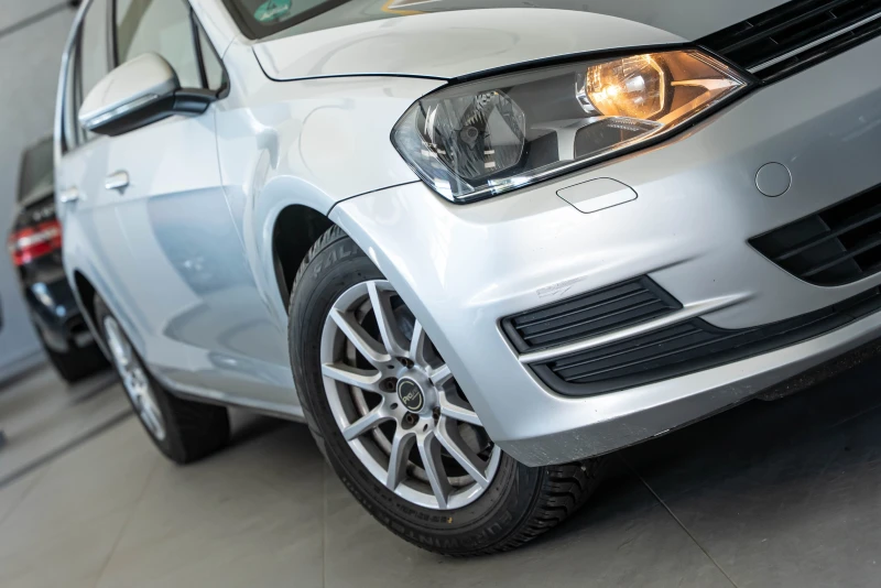 VW Golf 1.6 TDI, снимка 2 - Автомобили и джипове - 51505625