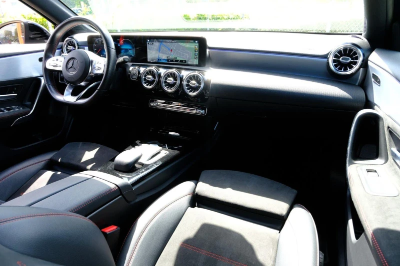 Mercedes-Benz A 180 AMG/136HP/NAVI/LED/CAM/211E, снимка 6 - Автомобили и джипове - 50474199