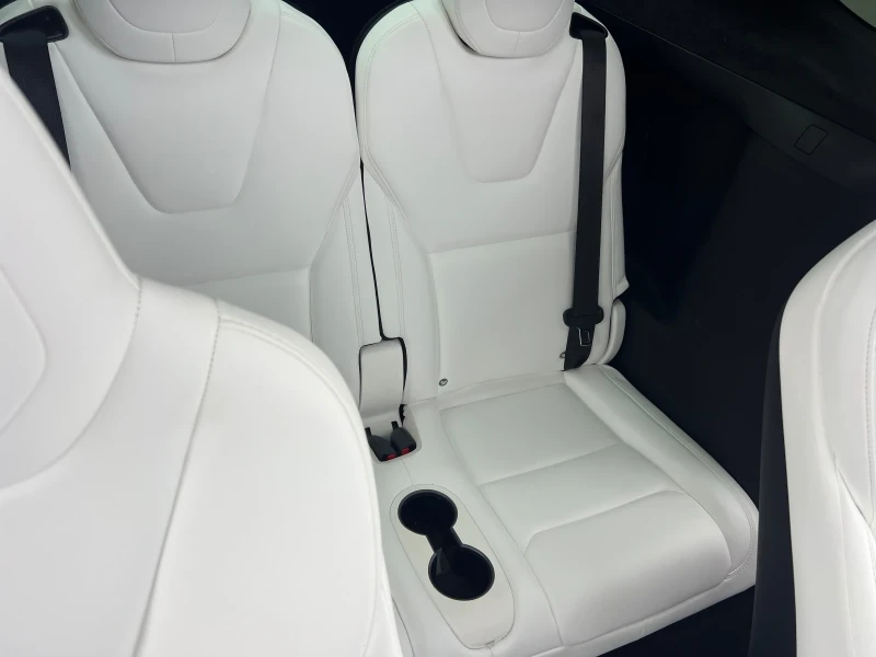 Tesla Model X 75d, снимка 11 - Автомобили и джипове - 52657383
