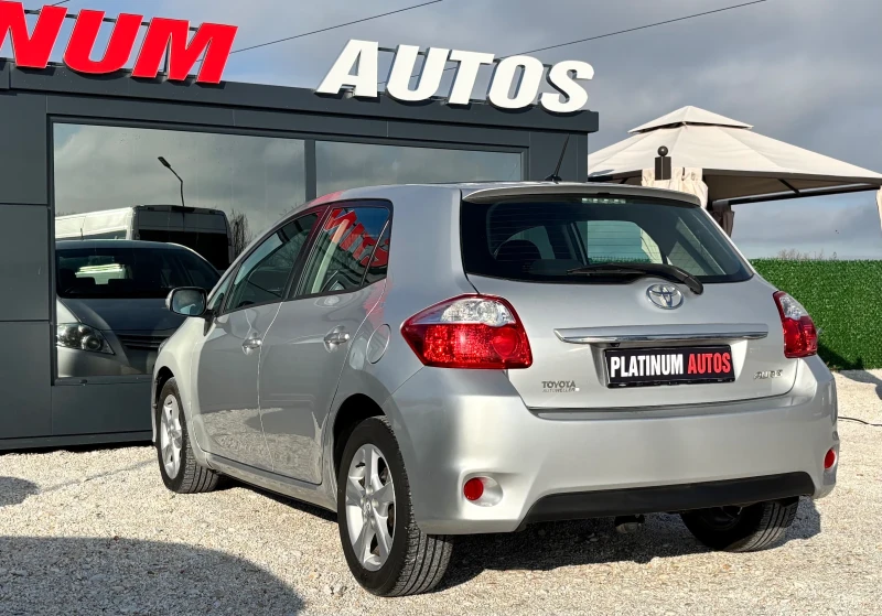Toyota Auris 2.0D/6 СКОРОСТИ/КАМЕРА/КЛИМАТРОНИК/BLUETOOTH, снимка 6 - Автомобили и джипове - 52859426