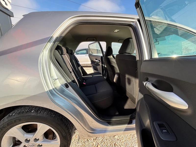 Toyota Auris 2.0D/6 СКОРОСТИ/КАМЕРА/КЛИМАТРОНИК/BLUETOOTH, снимка 3 - Автомобили и джипове - 52859426