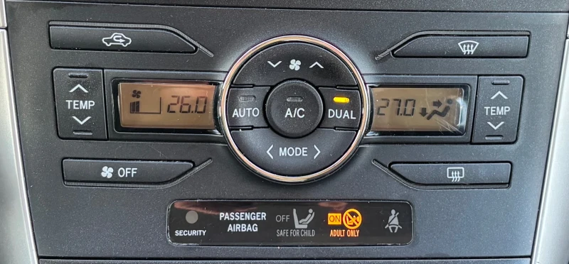 Toyota Auris 2.0D/6 СКОРОСТИ/КАМЕРА/КЛИМАТРОНИК/BLUETOOTH, снимка 13 - Автомобили и джипове - 52859426