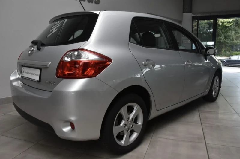 Toyota Auris 2.0D/6 СКОРОСТИ/КЛИМАТРОНИК/BLUETOOTH, снимка 3 - Автомобили и джипове - 52859426