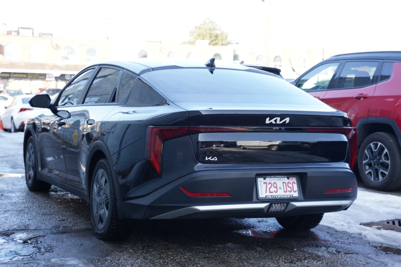 Kia K4 LX / DISTRONIC / ПОДГРЕВИ , снимка 4 - Автомобили и джипове - 53404586