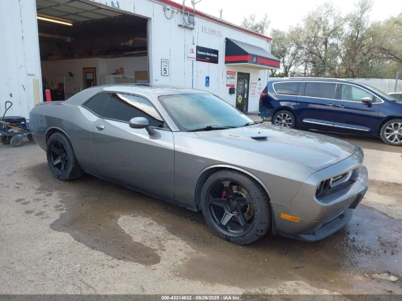 Dodge Challenger 5.7l R/T