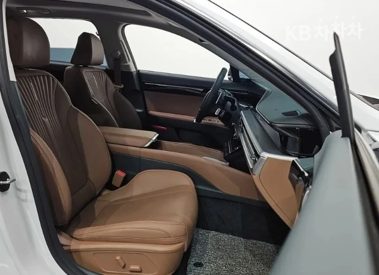 Hyundai Grandeur The New 3. 5 LPG Standard Premium С ФИНАНСИРАНЕ - изображение 7