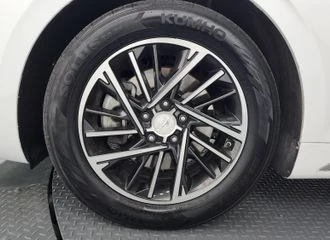 Hyundai Grandeur Кожен Салон | Навигация | Камера | Подгрев Седалки, снимка 5 - Автомобили и джипове - 54811836