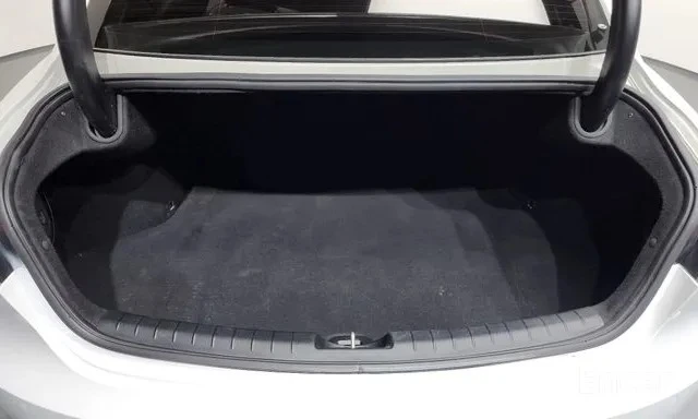 Hyundai Grandeur Кожен Салон | Навигация | Камера | Подгрев Седалки, снимка 6 - Автомобили и джипове - 54811836