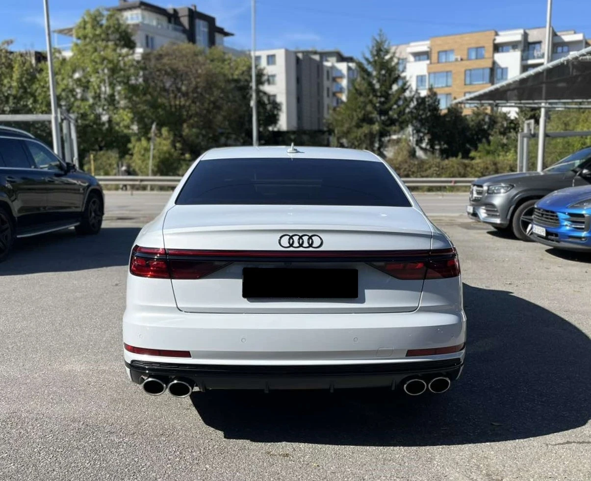 Audi S8  - изображение 8