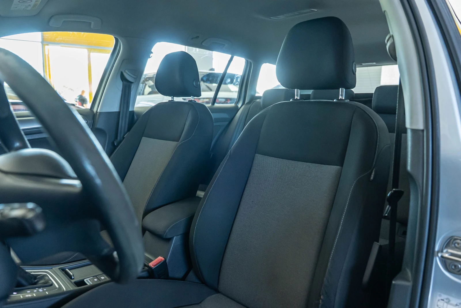 VW Golf 1.6 TDI | Mobile.bg   17