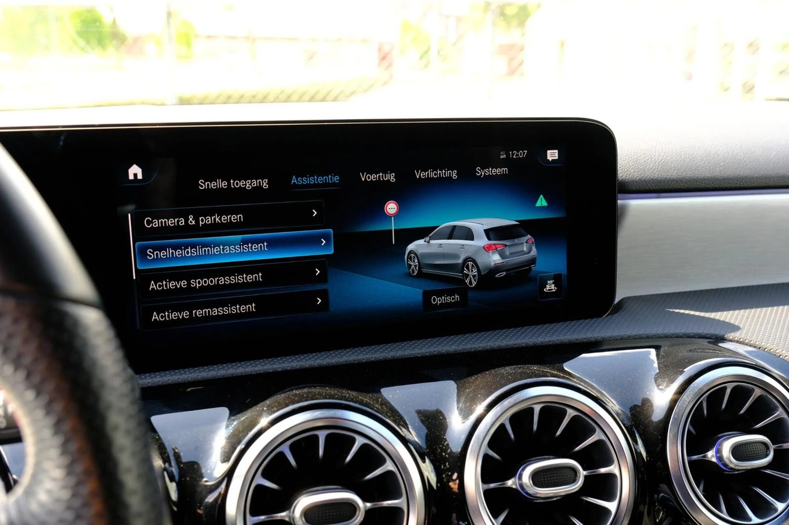 Mercedes-Benz A 180 AMG/136HP/NAVI/LED/CAM/211E | Mobile.bg   13