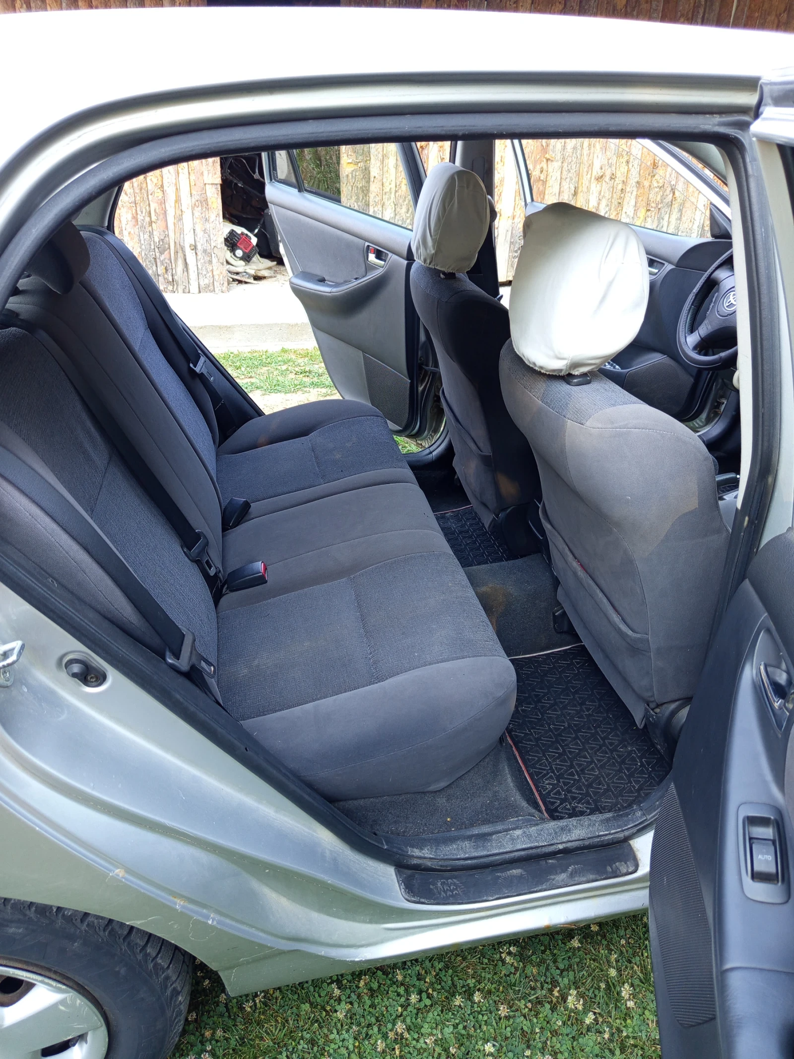 Toyota Corolla  - изображение 10