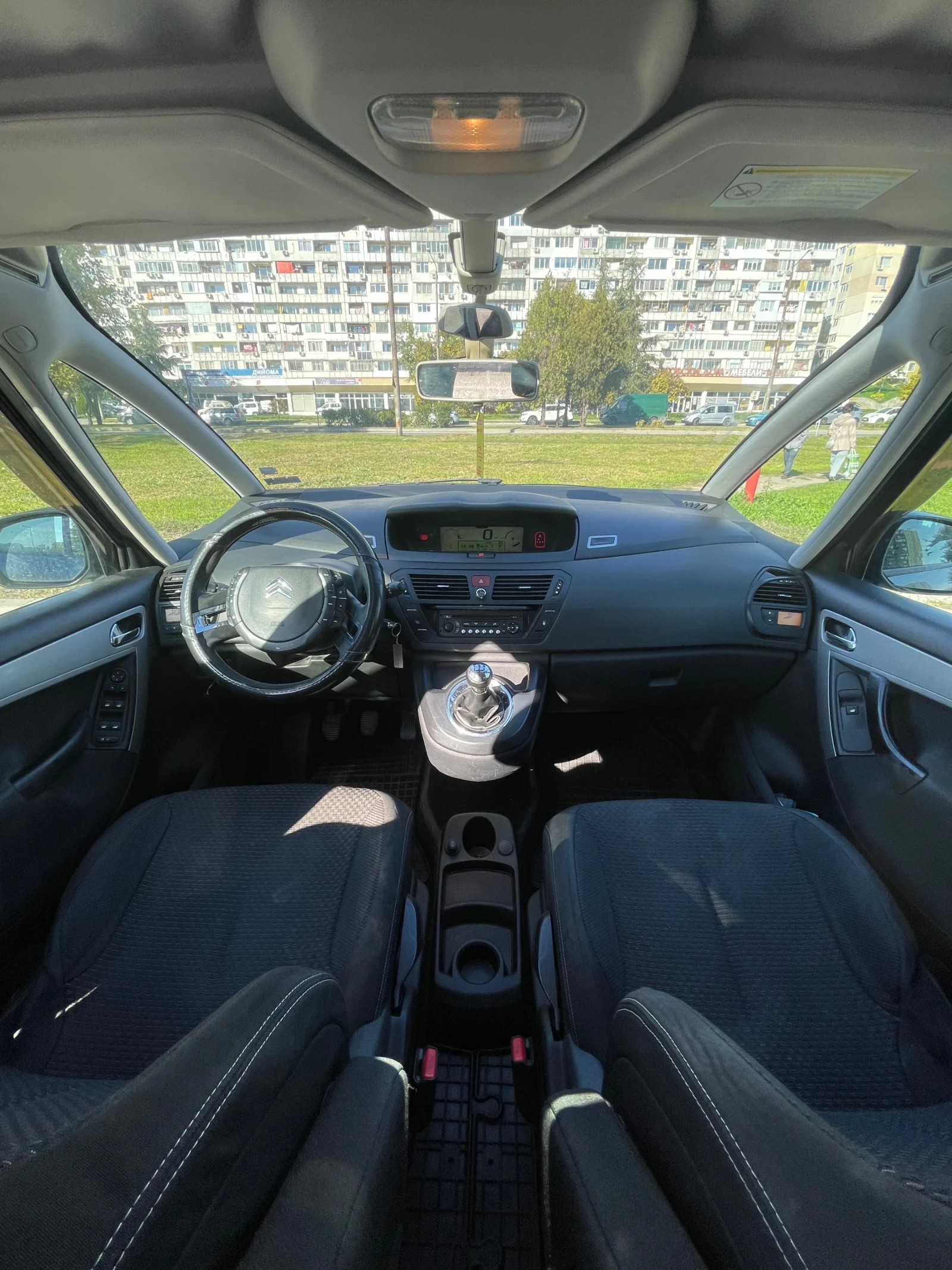 Citroen C4 Picasso Grand ГАЗ 1.6i - изображение 7