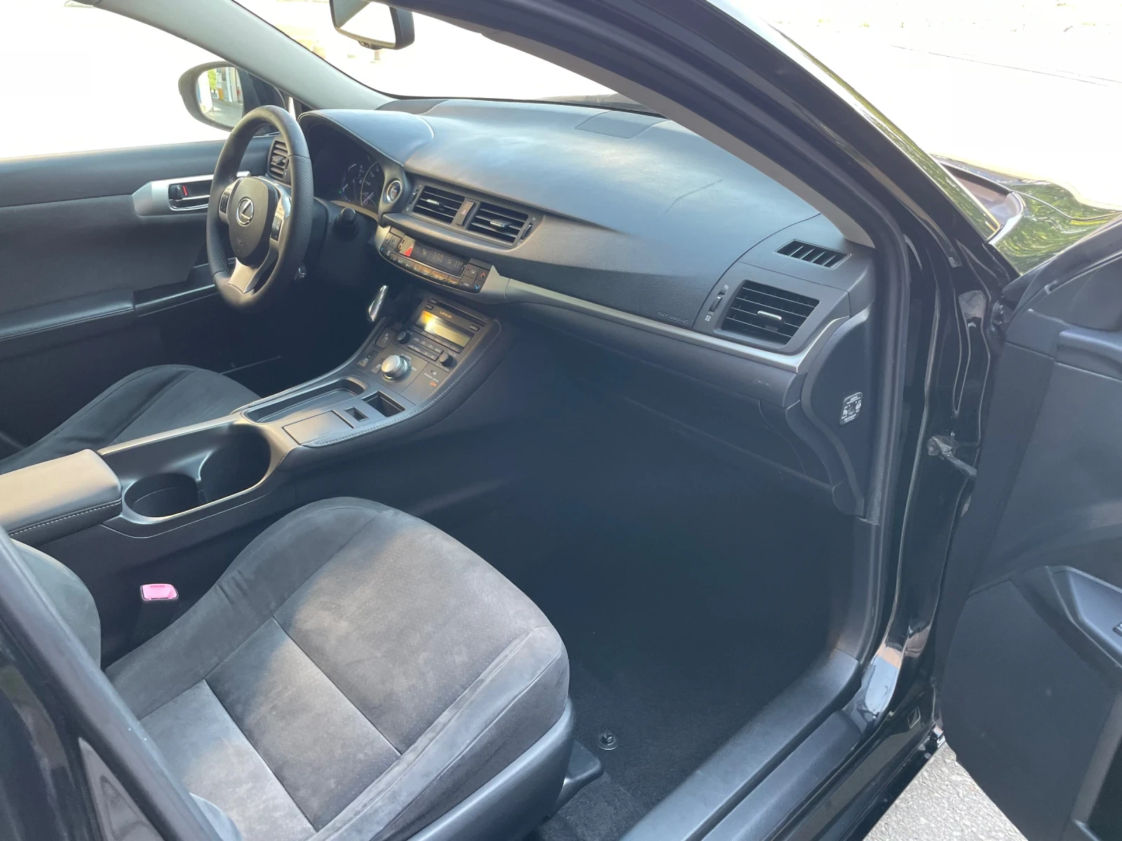 Lexus CT 200h 1.8 HYBRID - изображение 10