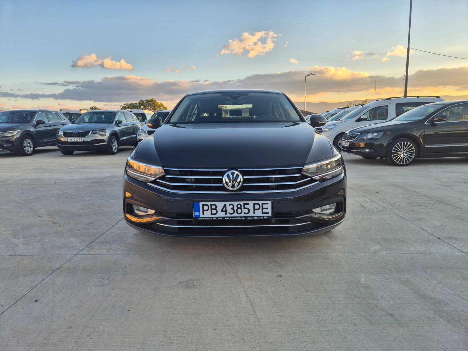 VW Passat НОВ-2.0-А/Т-150кс - изображение 8