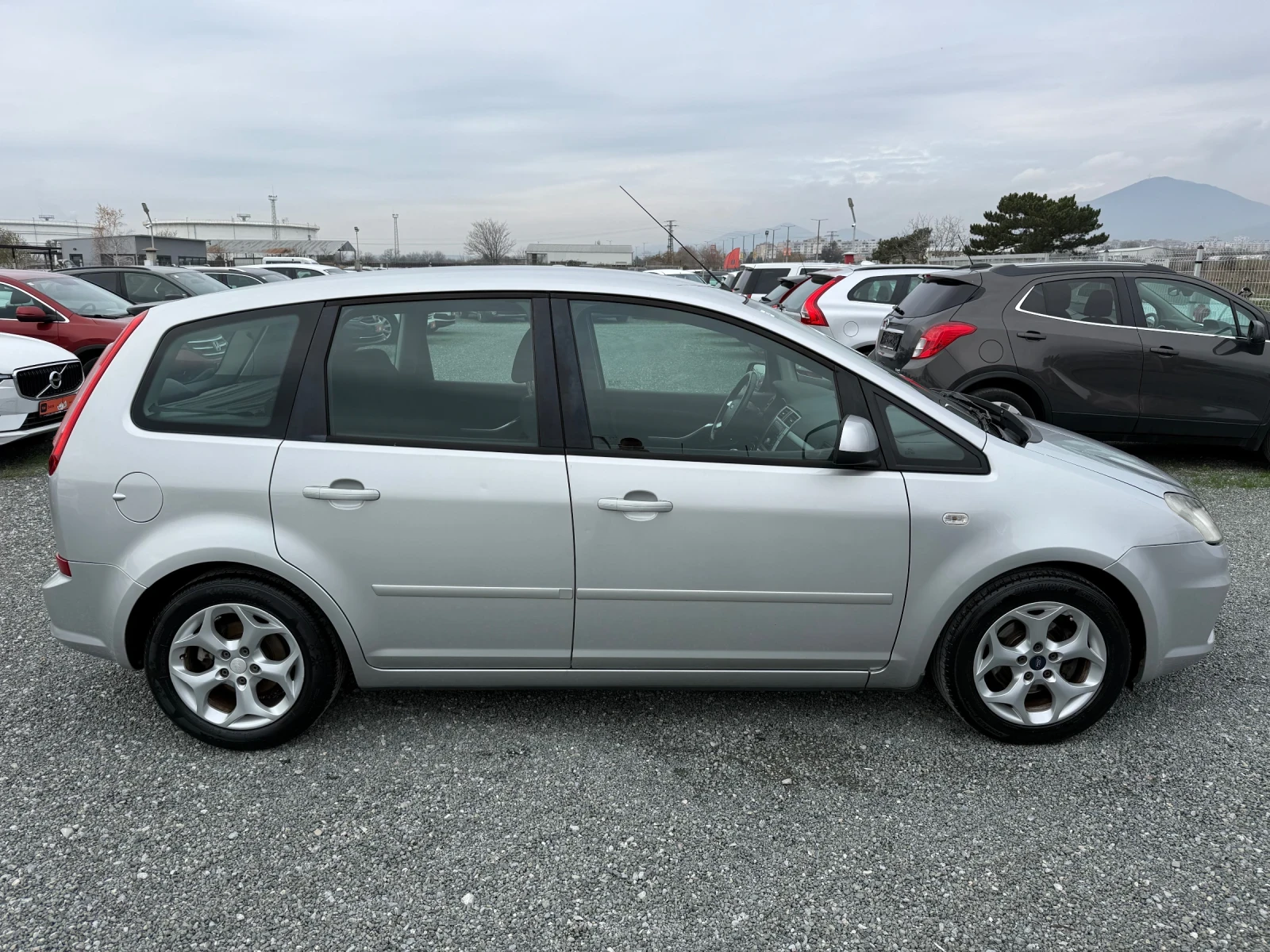 Ford C-max (KATO НОВА) - изображение 4