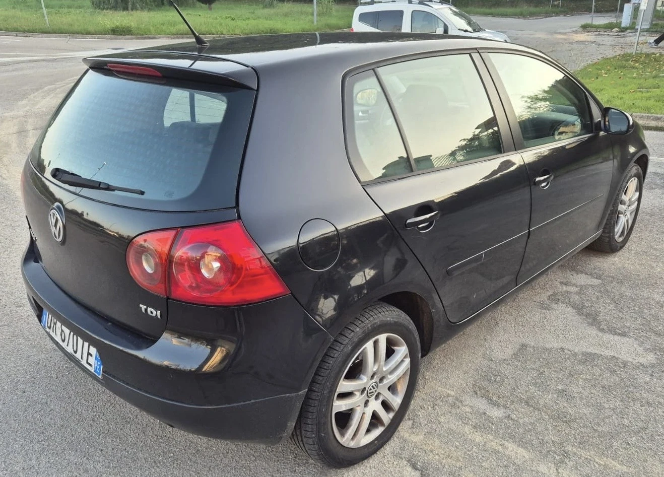 VW Golf 1.9TDI 105k.s - изображение 6