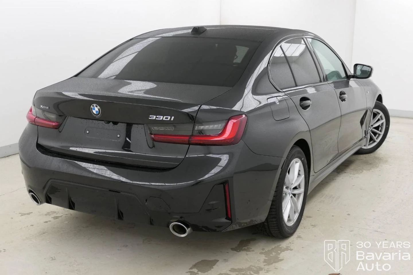 BMW 330 i xDrive M Sport Paket Sportautomatic | Mobile.bg   3