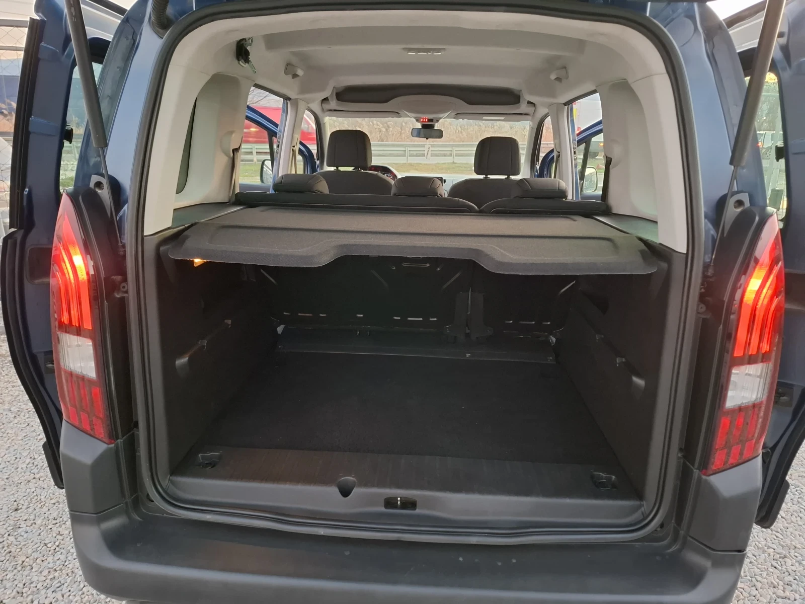 Peugeot Rifter | Mobile.bg � ����������� 16