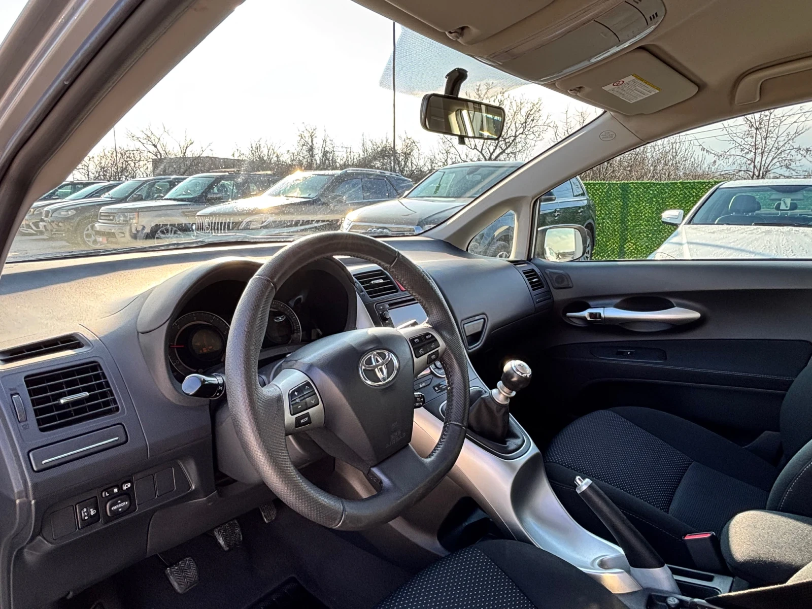 Toyota Auris 2.0D/6 ��������/������/�����������/BLUETOOTH | Mobile.bg � ����������� 8