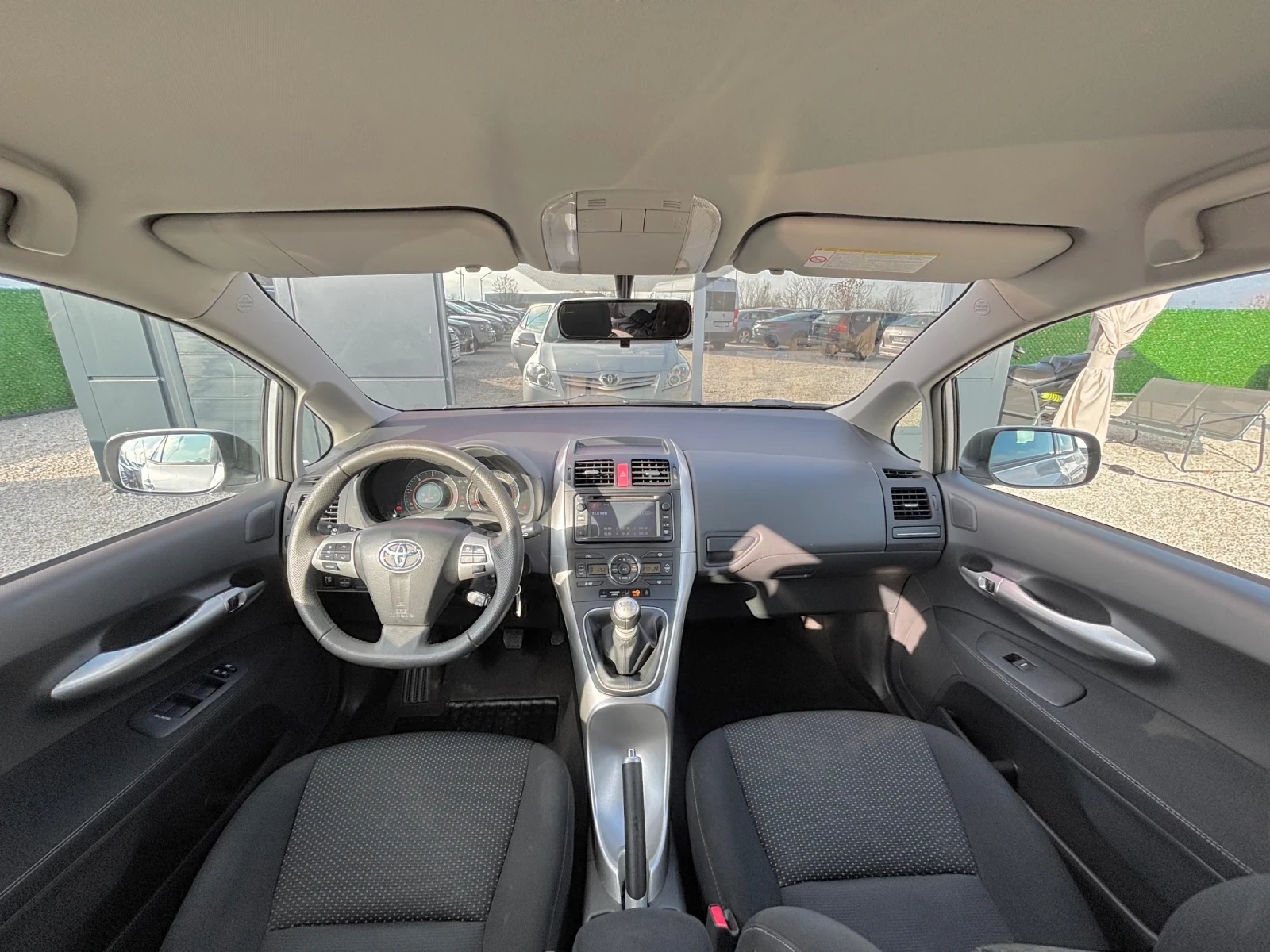 Toyota Auris 2.0D/6 ��������/������/�����������/BLUETOOTH | Mobile.bg � ����������� 16