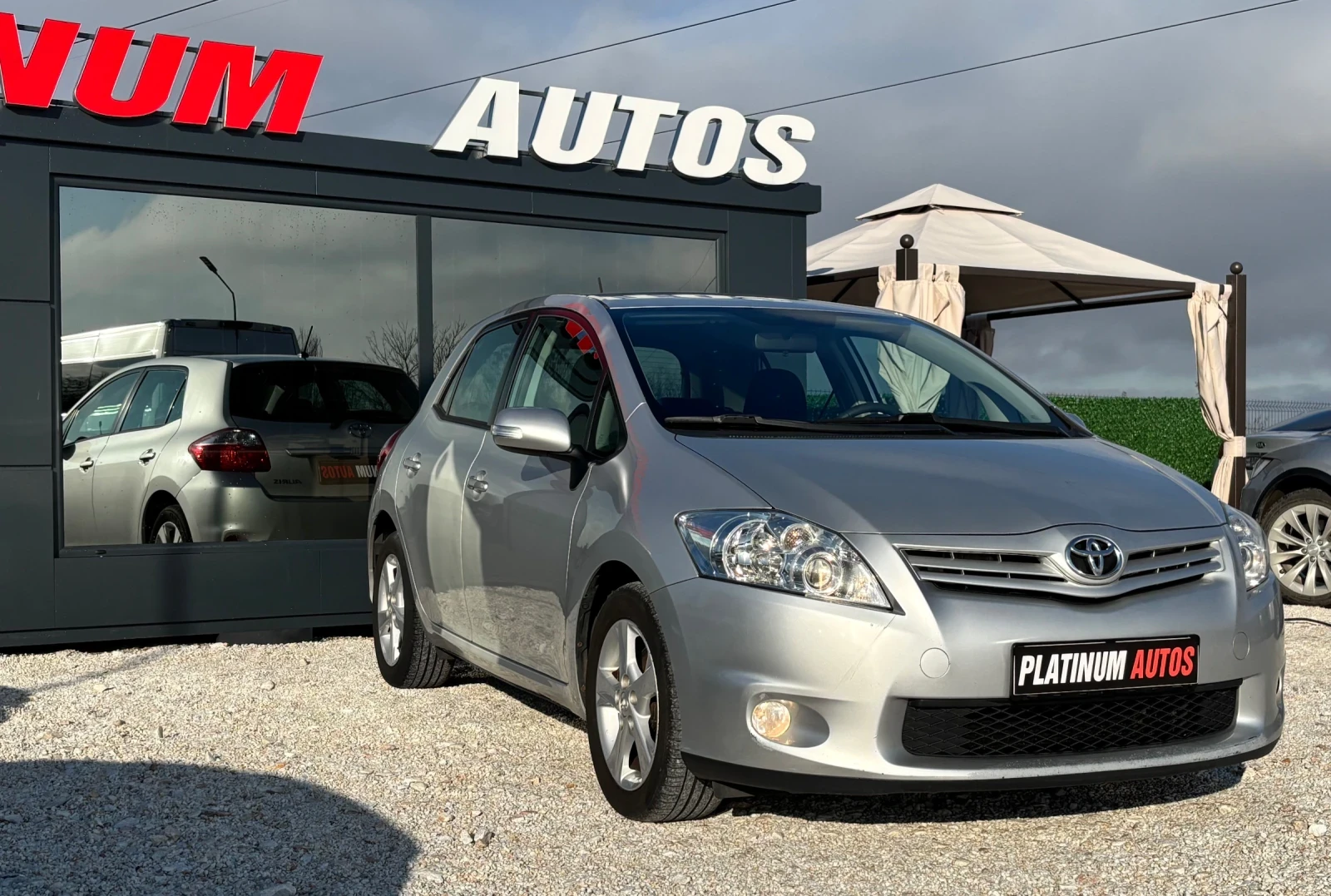 Toyota Auris 2.0D/6 ��������/������/�����������/BLUETOOTH | Mobile.bg � ����������� 4