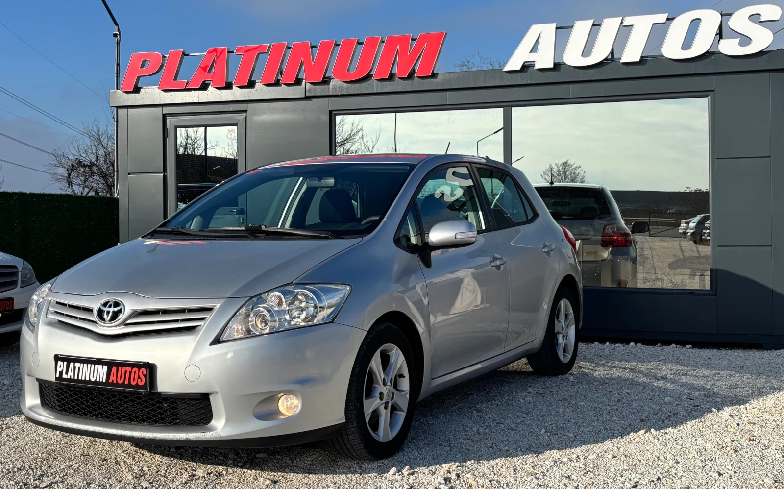 Toyota Auris 2.0D/6 ��������/������/�����������/BLUETOOTH | Mobile.bg � ����������� 1
