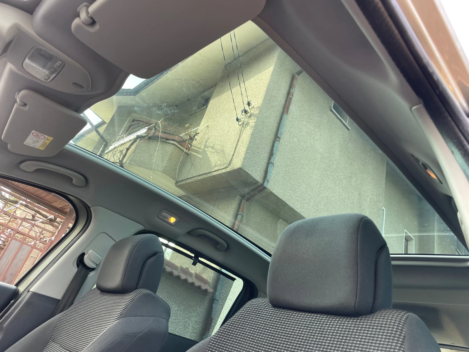 Peugeot 5008 1.6HDI* full, снимка 17 - Автомобили и джипове - 53706682