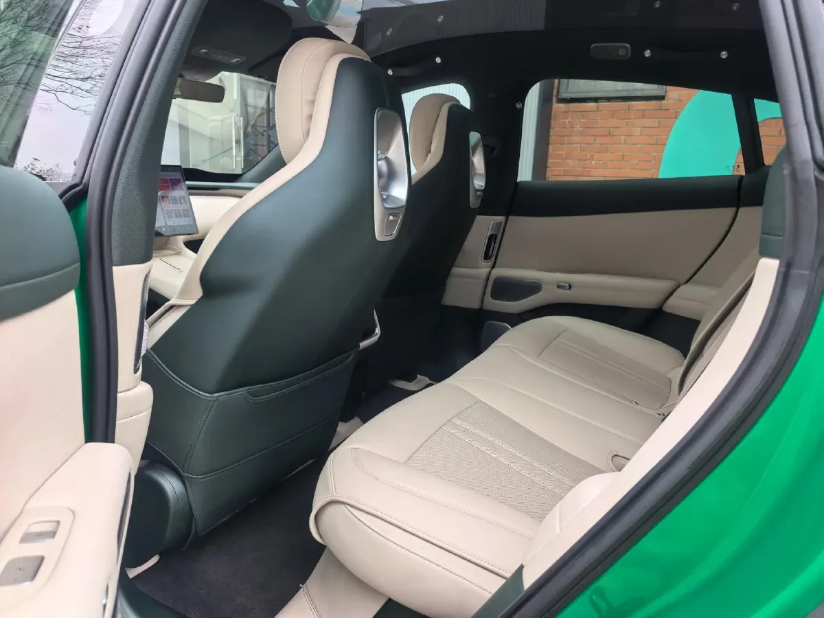 Xiaomi YU7, снимка 9 - Автомобили и джипове - 53728856