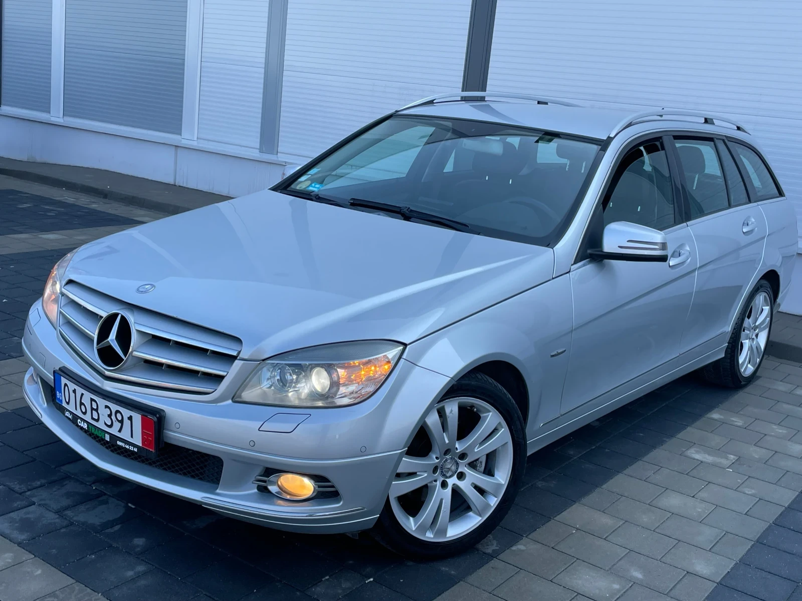 Mercedes-Benz C 220 646/HARMANN KARDON/АВАНГАРД/КОЖА/НАВИ/АВТОМАТ